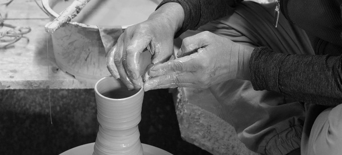 桂山窯：和田 和文 – 三宅陶器